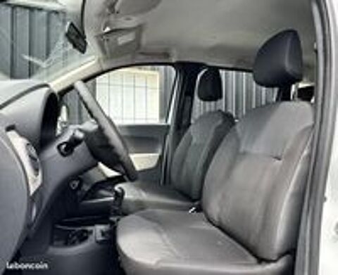 Lodgy 1.2 TCe 115 5 places Silver Line 2014 occasion 37270 Véretz