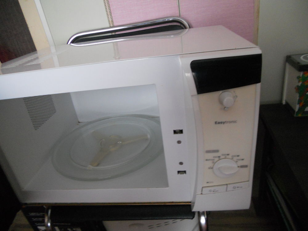 Micro ondes Electroménager