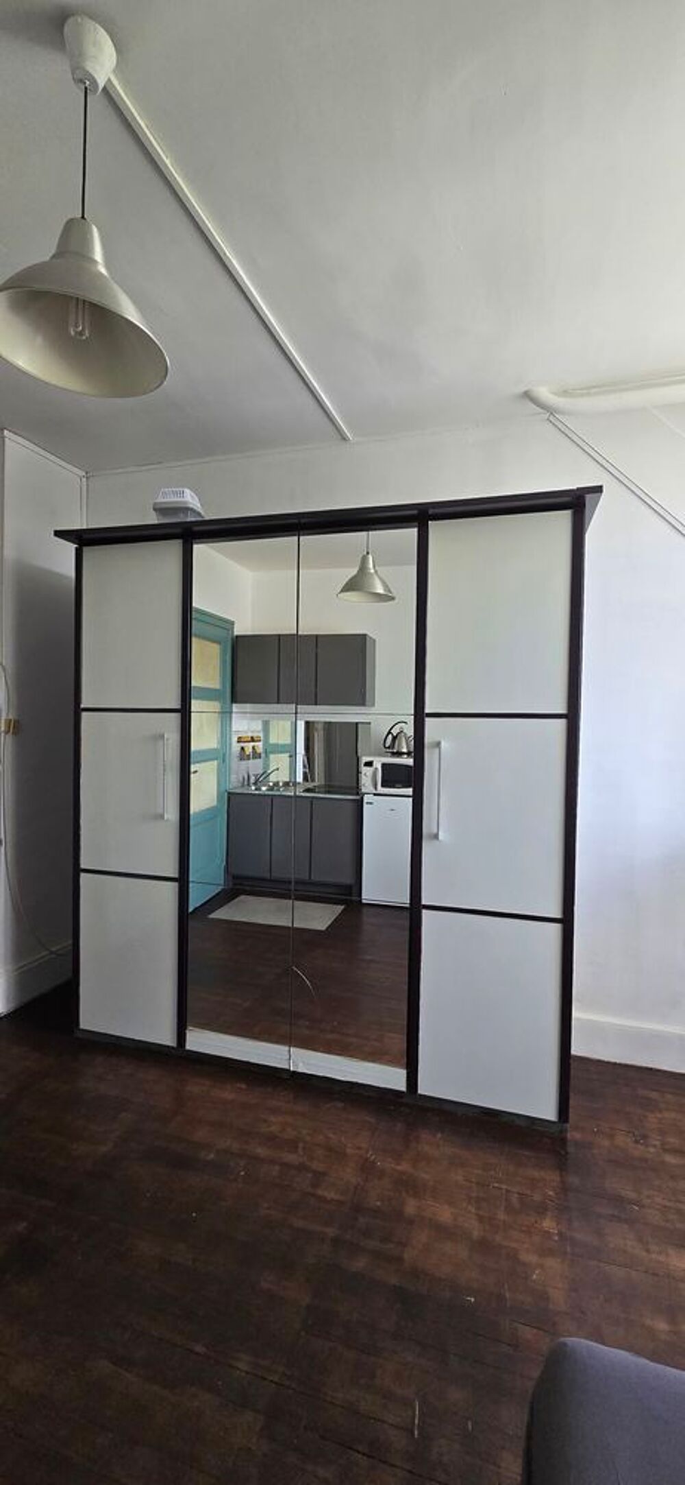 Location Appartement T1 meublé et lumineux 18m² Plein Centre Sedan Sedan