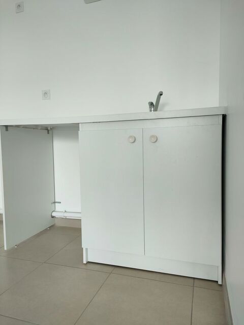 Lot d'lments kitchenette  monter : vier+placard+mitigeur 0 La Bernerie-en-Retz (44)