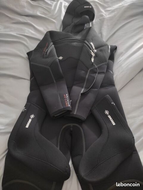 Ensemble Plong�e Aquatique - Combinaison + Chaussons Beuchat 360 Cadillac (33)