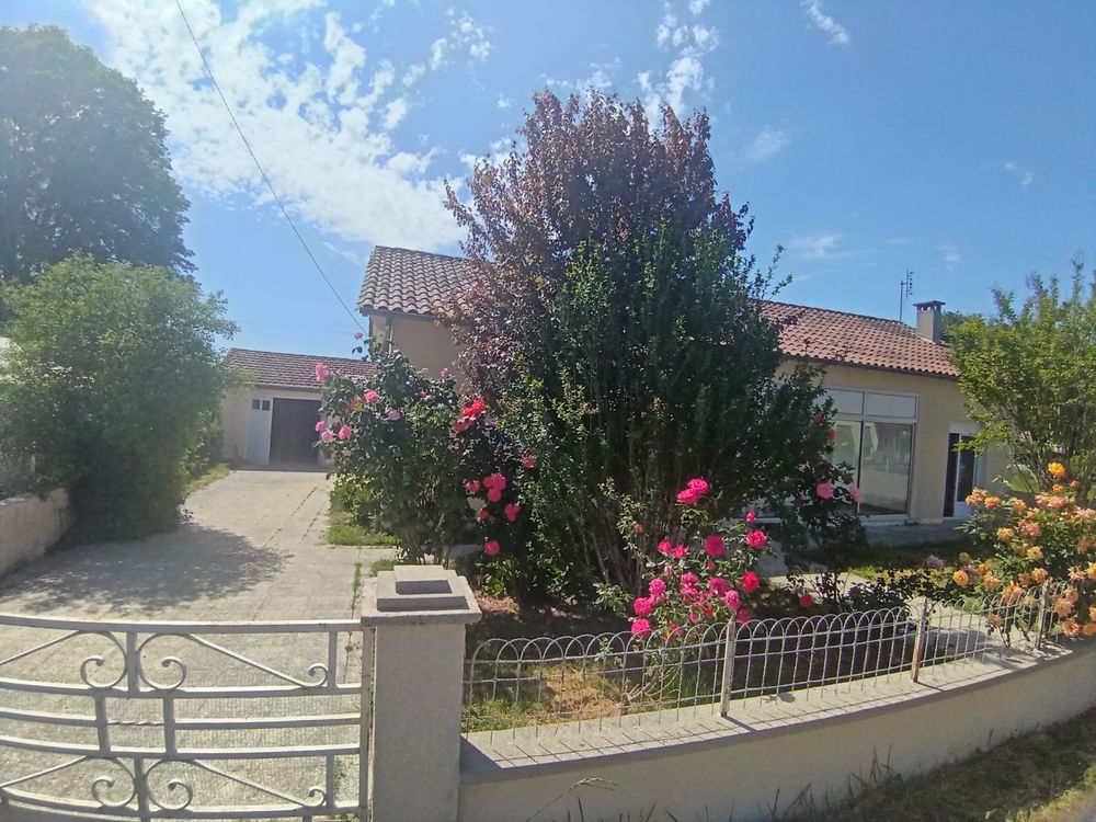 Vente Maison Maison plein pied Saint-léon-sur-l'isle