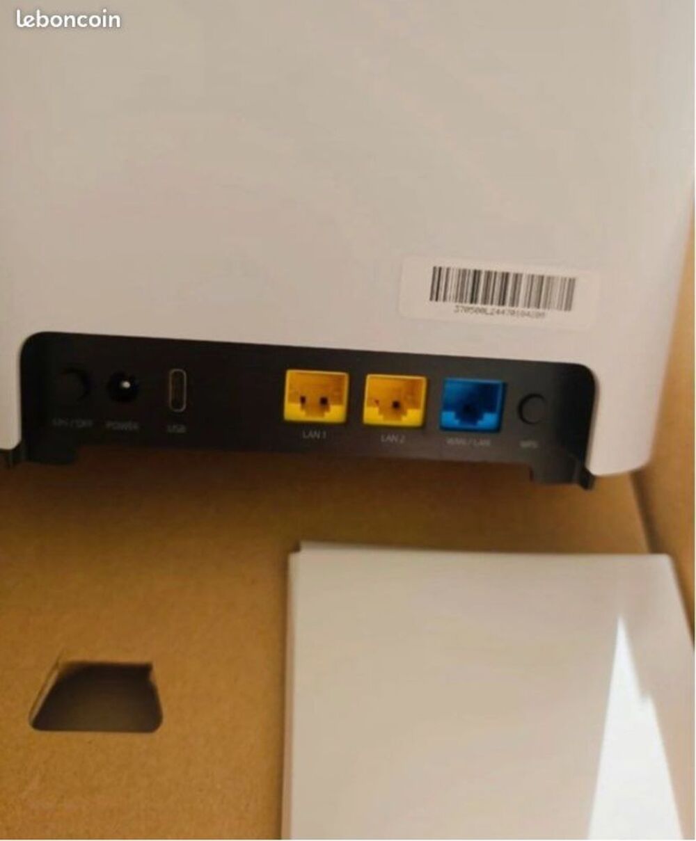 Routeur 5G WiFi 7 D&eacute;simlocker Matériel informatique