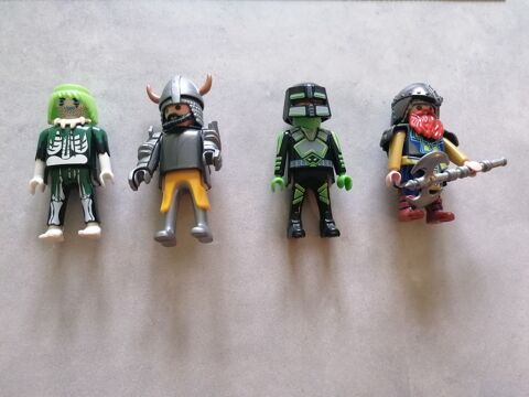 14 figurines Playmobil 12 Jury (57)