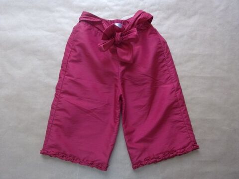 Pantalon en taille 18 mois 1 Montaigu-la-Brisette (50)
