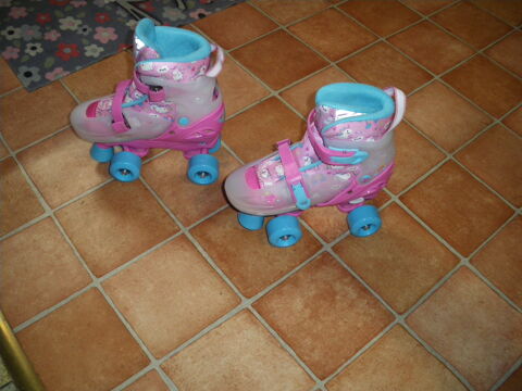 patins a roulettes fille étirable  34 au 37  + casque 10 Calès (46)