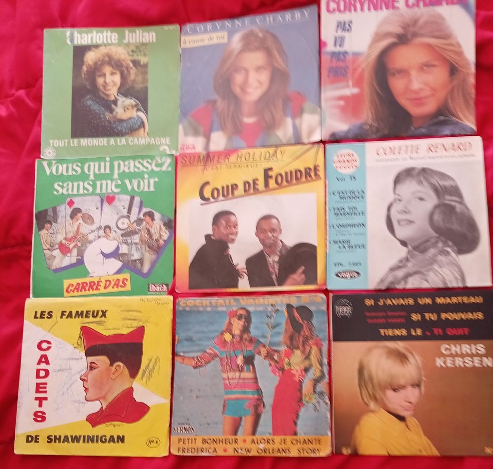 LOT DE 61 X 45 TOURS FRANCAIS / C CD et vinyles