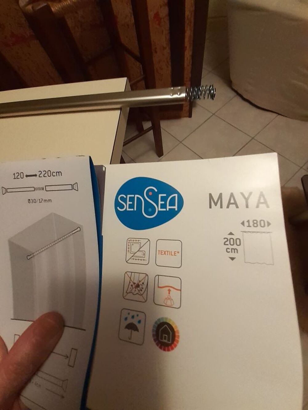 Rideau de douche + tringle Meubles