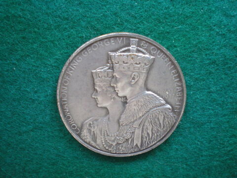 Médaille du Couronnement du roi Georges VI. 30 Caen (14)