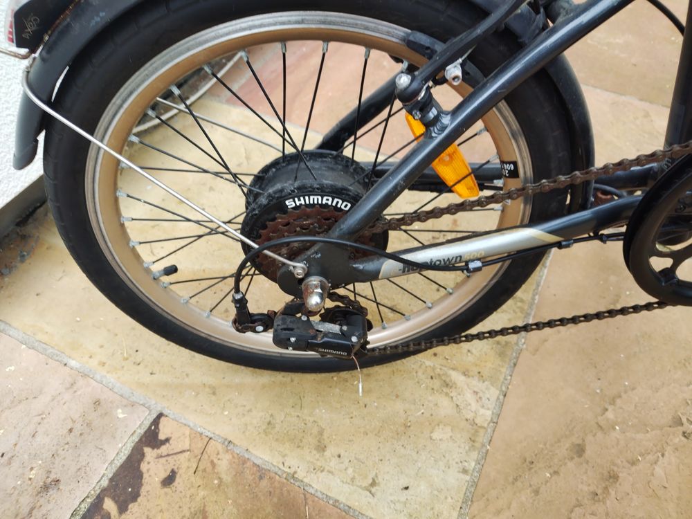 C&egrave;de mon VELO ELECTRIQUE BTWIN
Avec PANIER METAL, chargeur, Vélos