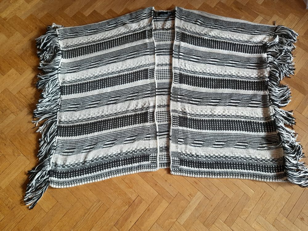 Veste &agrave; franges (123)
Vêtements