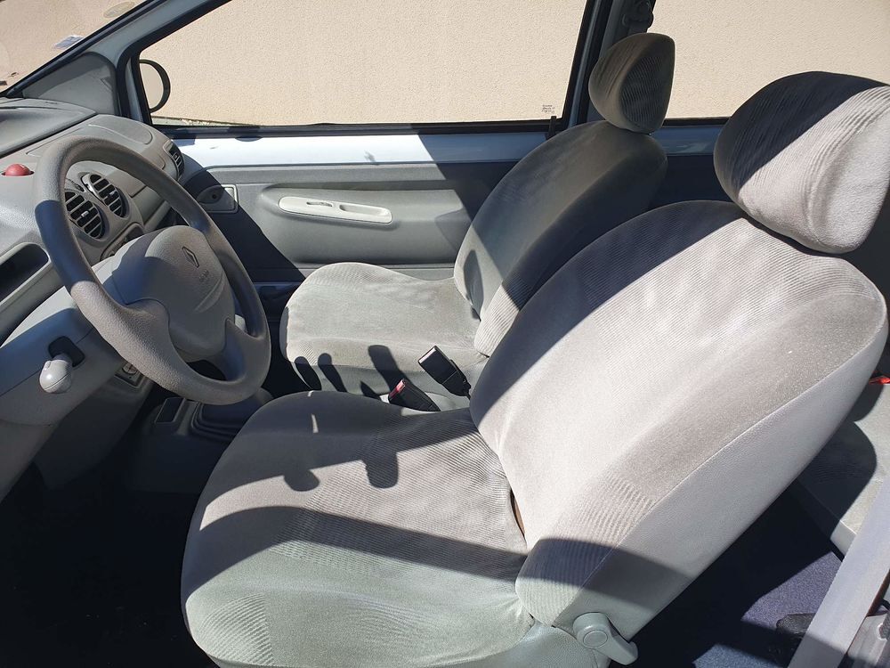 Twingo 1.2i Pack Clim 2000 occasion 86600 Coulombiers