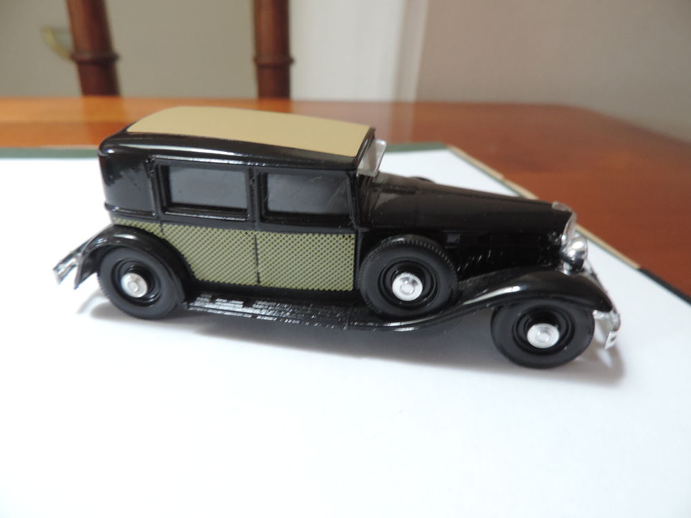 SOLIDO - RENAULT REINASTELLA - 1/43 &egrave;me. 