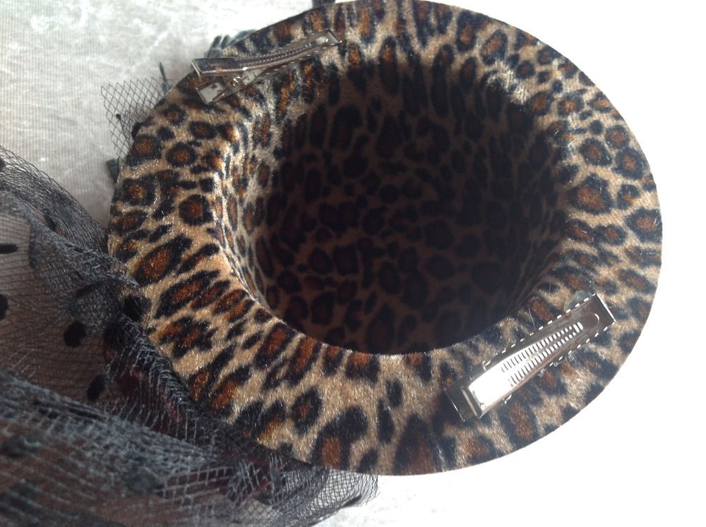 SERRE-T&Ecirc;TE MINI CHAPEAU R&Eacute;TRO L&Eacute;OPARD Envoi Possible Bijoux et montres