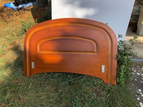 LIT : DON , sommier et matelas, tête de lit ,  
0 La Turballe (44)