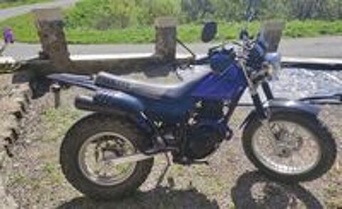YAMAHA 2002 occasion 81260 Castelnau-de-Brassac