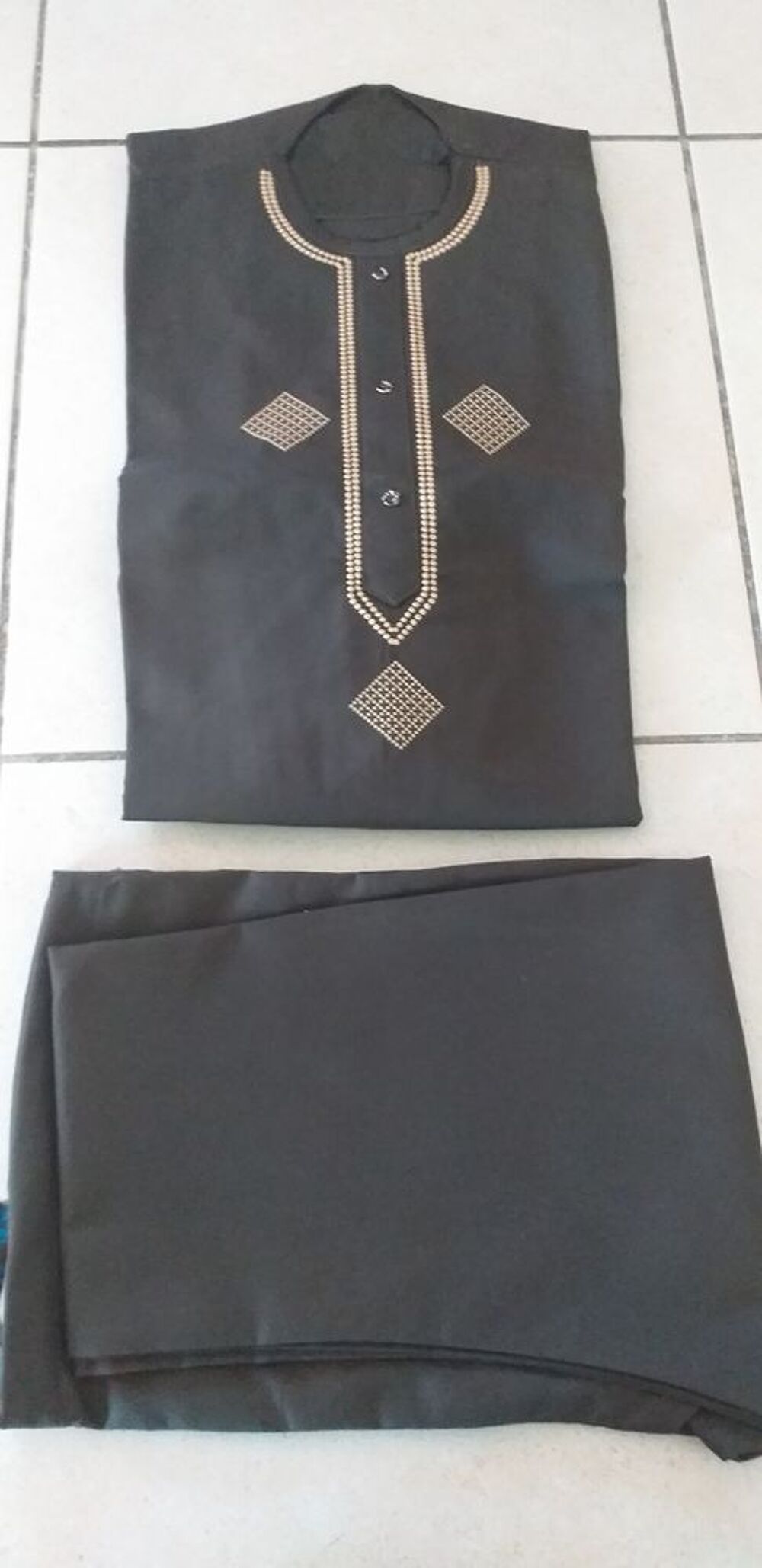 tunique pri&egrave;re Vêtements