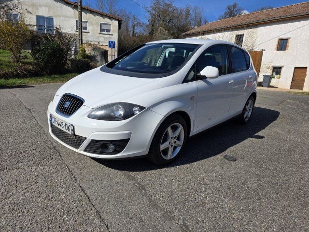 Altea 1.6 TDI 105 ch FAP CR Style 2012 occasion 38150 Roussillon