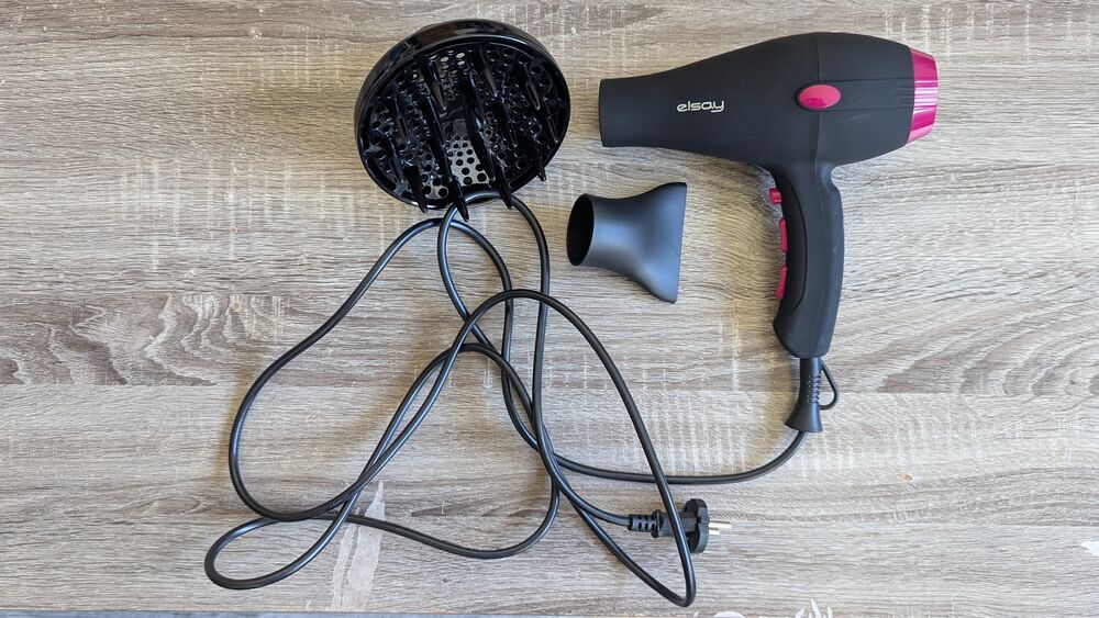 S&egrave;che cheveux Maroquinerie