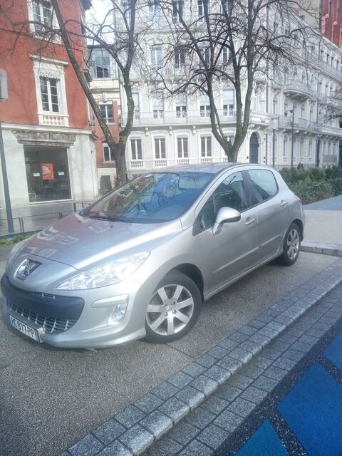 Peugeot 308 1.6 HDi 90ch BLUE LION Navteq