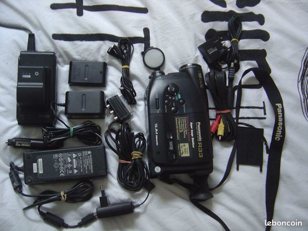 CAMESCOPE PANASONIC Photos/Video/TV