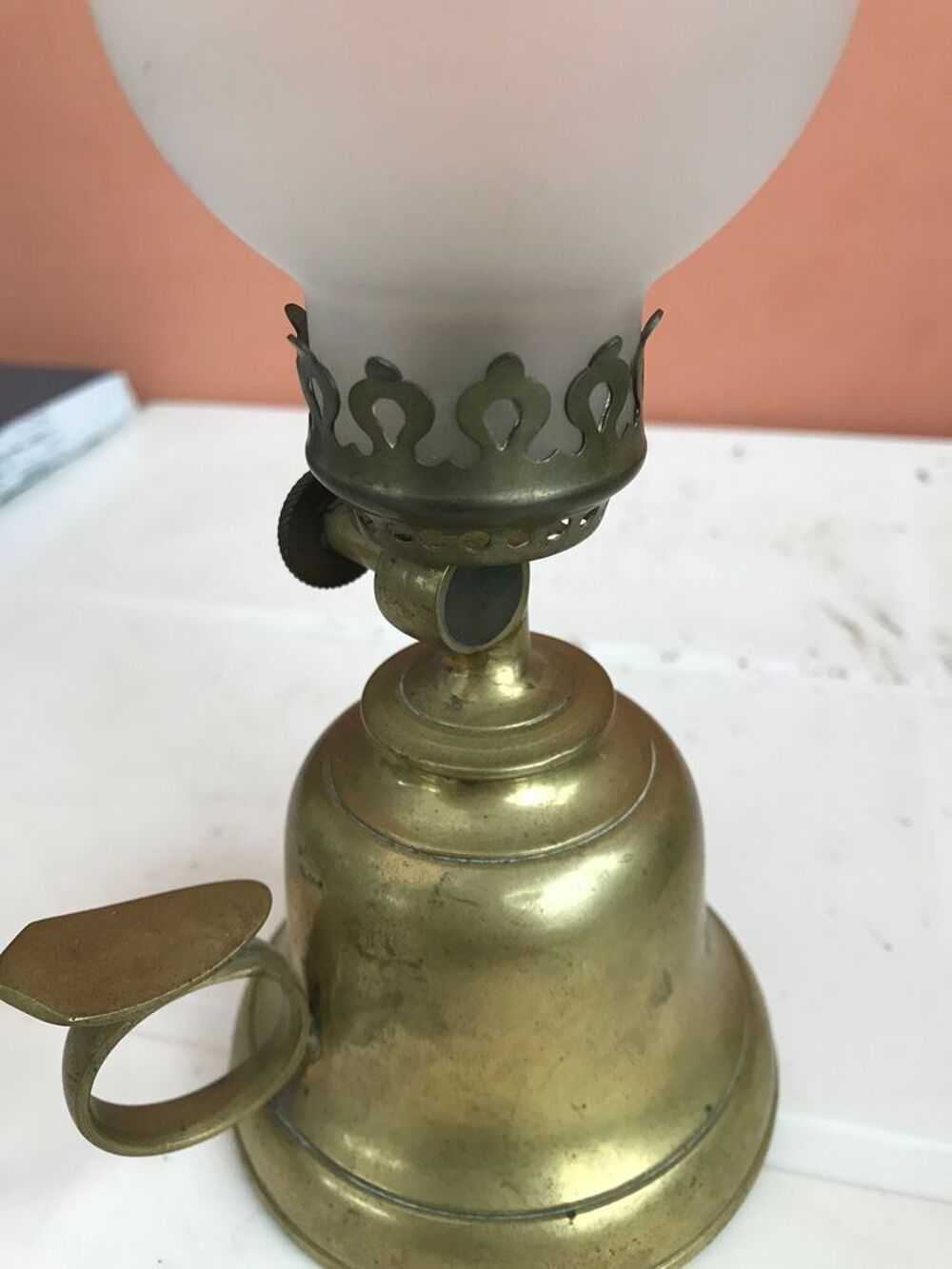 LAMPE P&Eacute;TROLE 
Décoration