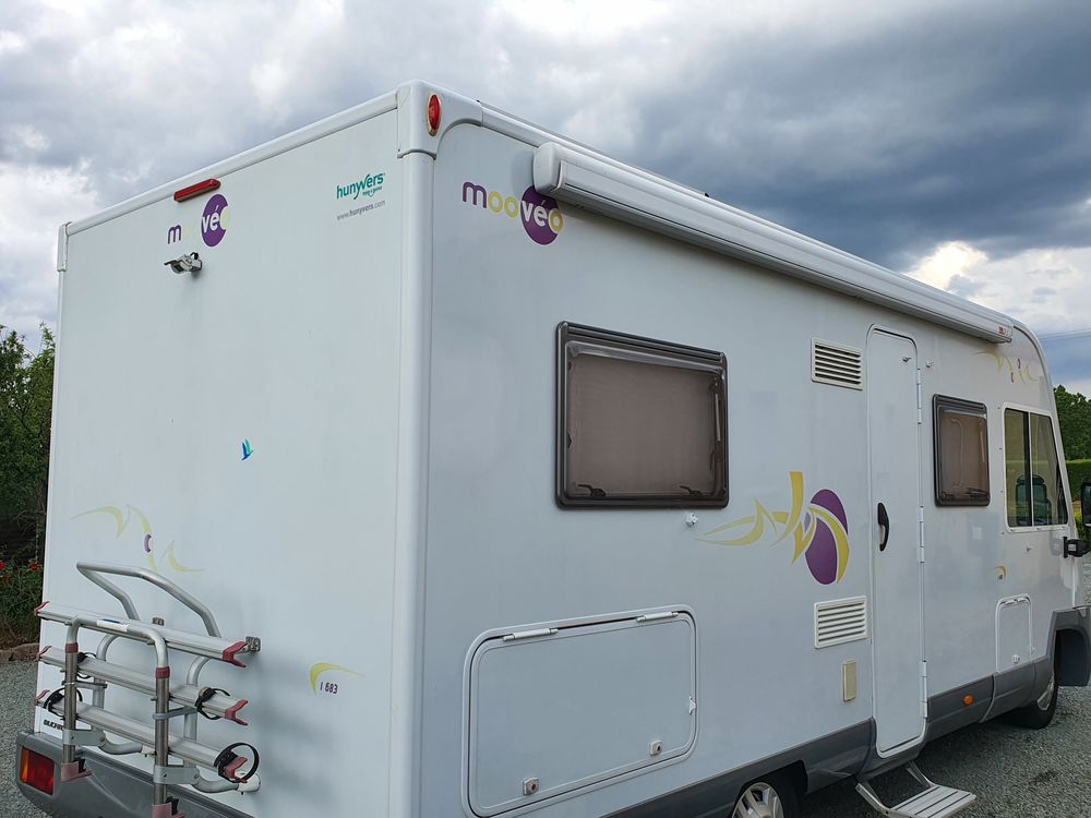  2009 occasion 79310 Saint-Marc-la-Lande