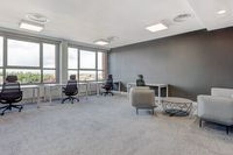   Trouvez un espace de bureau à Rungis Orly Rungis  pour 3 personnes où tout est pris en charge 