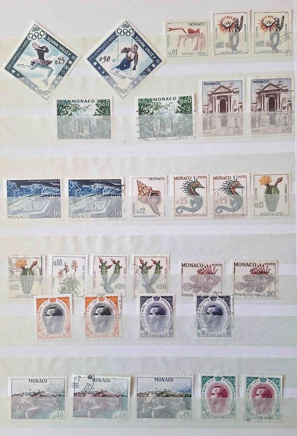 S&eacute;rie de timbres de collection de Monaco 