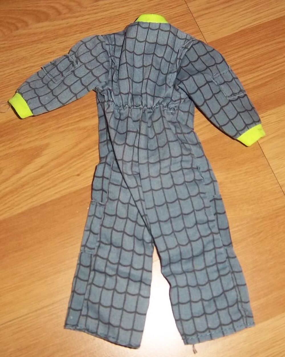 Combinaison Spiderman poup&eacute;e 30 cm Jeux / jouets