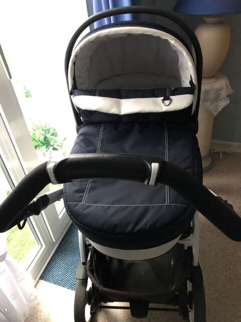 Landau faisant poussette. 100 Hrouville-Saint-Clair (14)