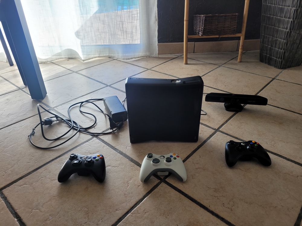 X BOX 360 Consoles et jeux vidéos