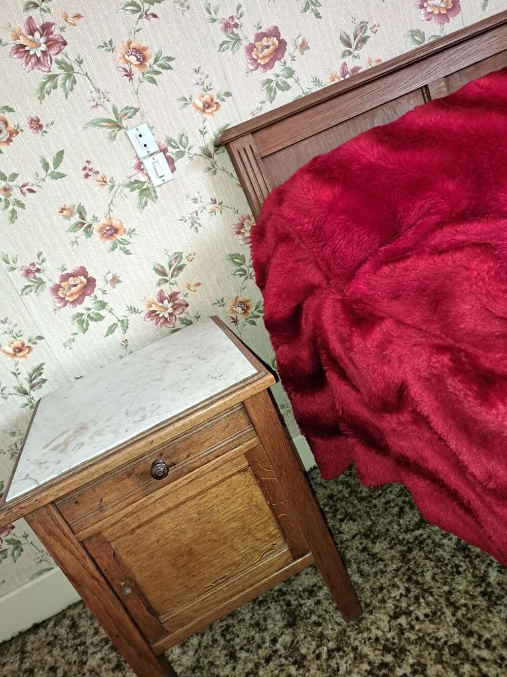Chambre &agrave; coucher (2 adultes) &agrave; r&eacute;cup&eacute;rer sur place Meubles