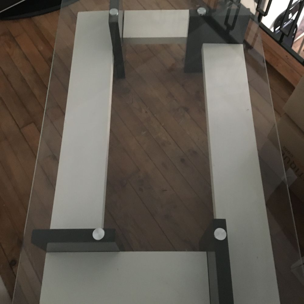 cause d&eacute;m&eacute;nagement prochain jolie table basse Meubles