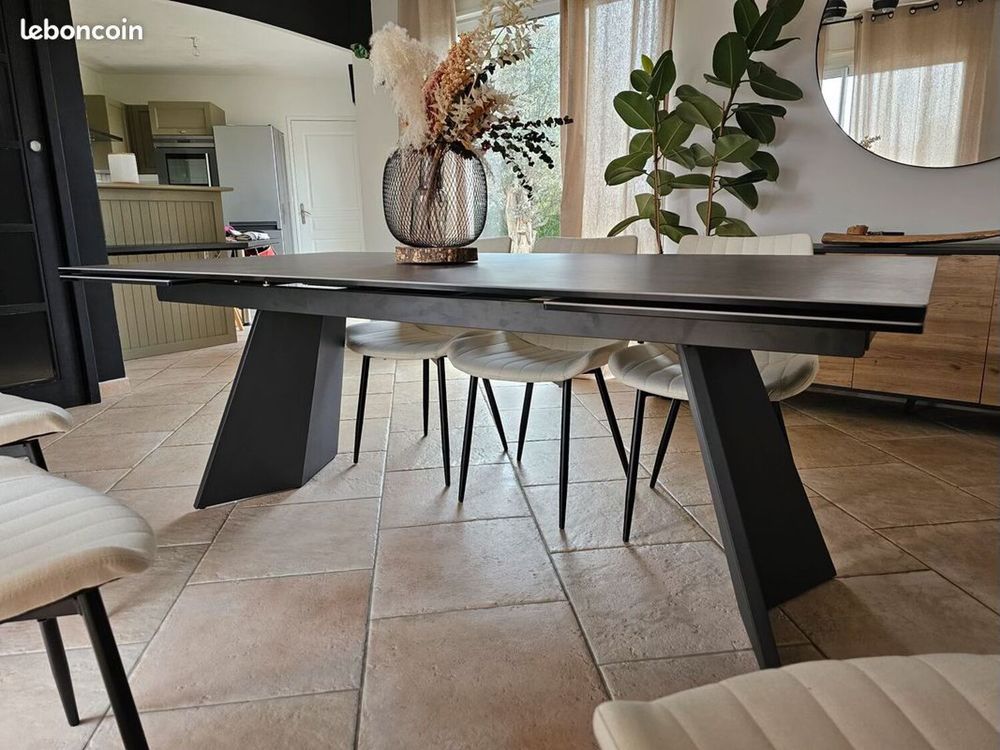 table de chez "bois joly" Meubles