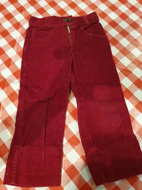 Pantalon velours bordeaux - 5 ans 2 Aubvillers (80)