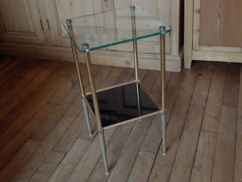 Table d'appoint en verre
50 Sartrouville (78)