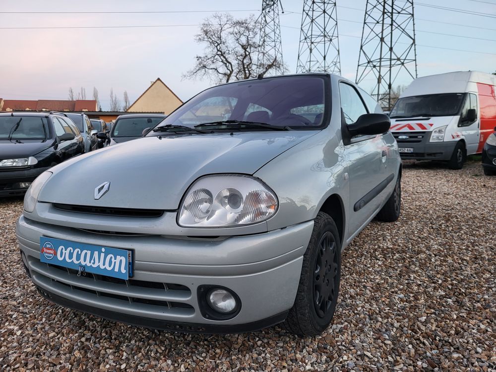 Clio II 2000 occasion 78540 Vernouillet