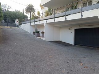  Parking / Garage à louer 12 m² Toulon
