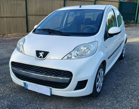 Peugeot 107 1.0e 12V 68ch BLUE LION Trendy