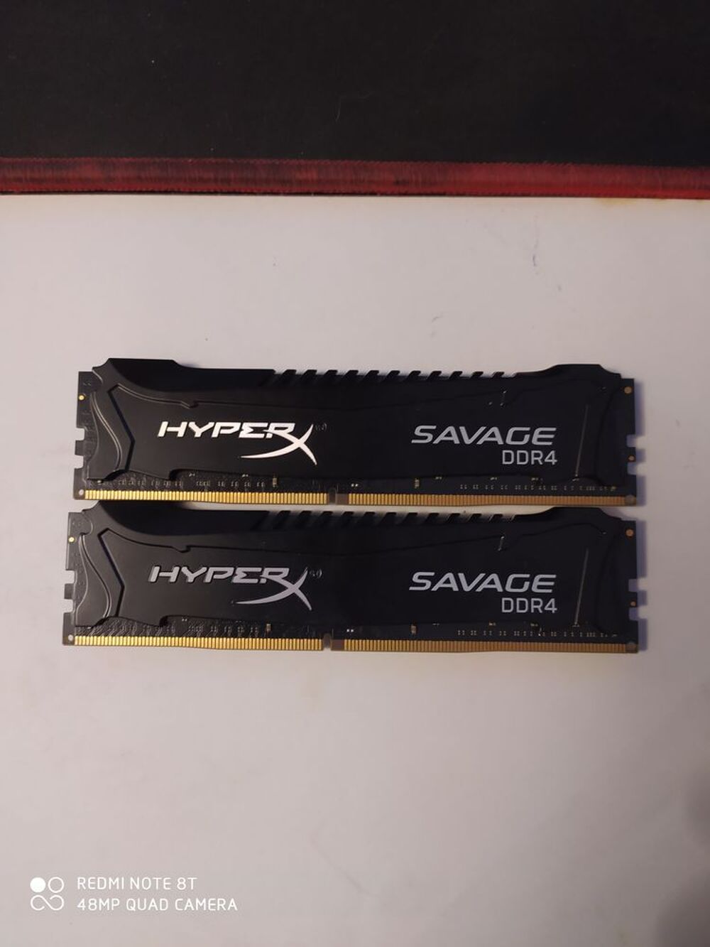 HyperX Savage Black Series 3000MHz 2x8 Go cas13 Matériel informatique