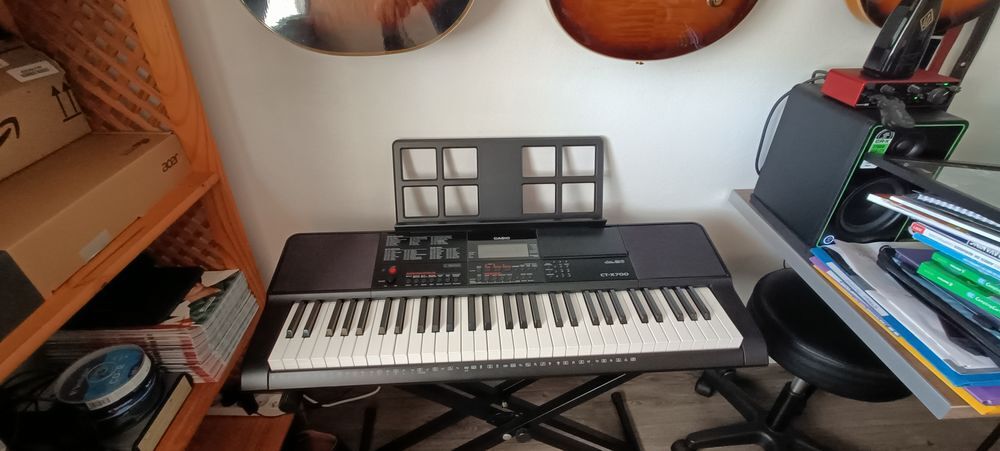 Synth&eacute;tiseur Casio CT-X700 Instruments de musique