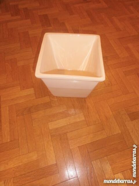 Cache pot ou vase carr� 5 Tours (37)