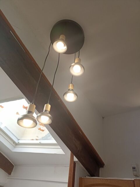 Luminaire � 5 suspensions 20 Bourg-Saint-And�ol (07)