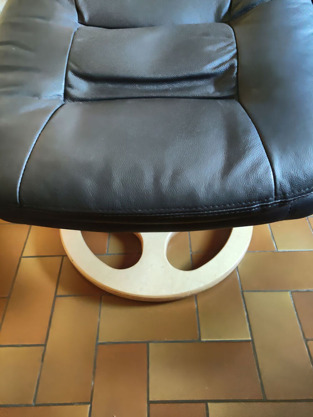 FAUTEUILS DE RELAXATION AVEC REPOSE PIEDS Meubles