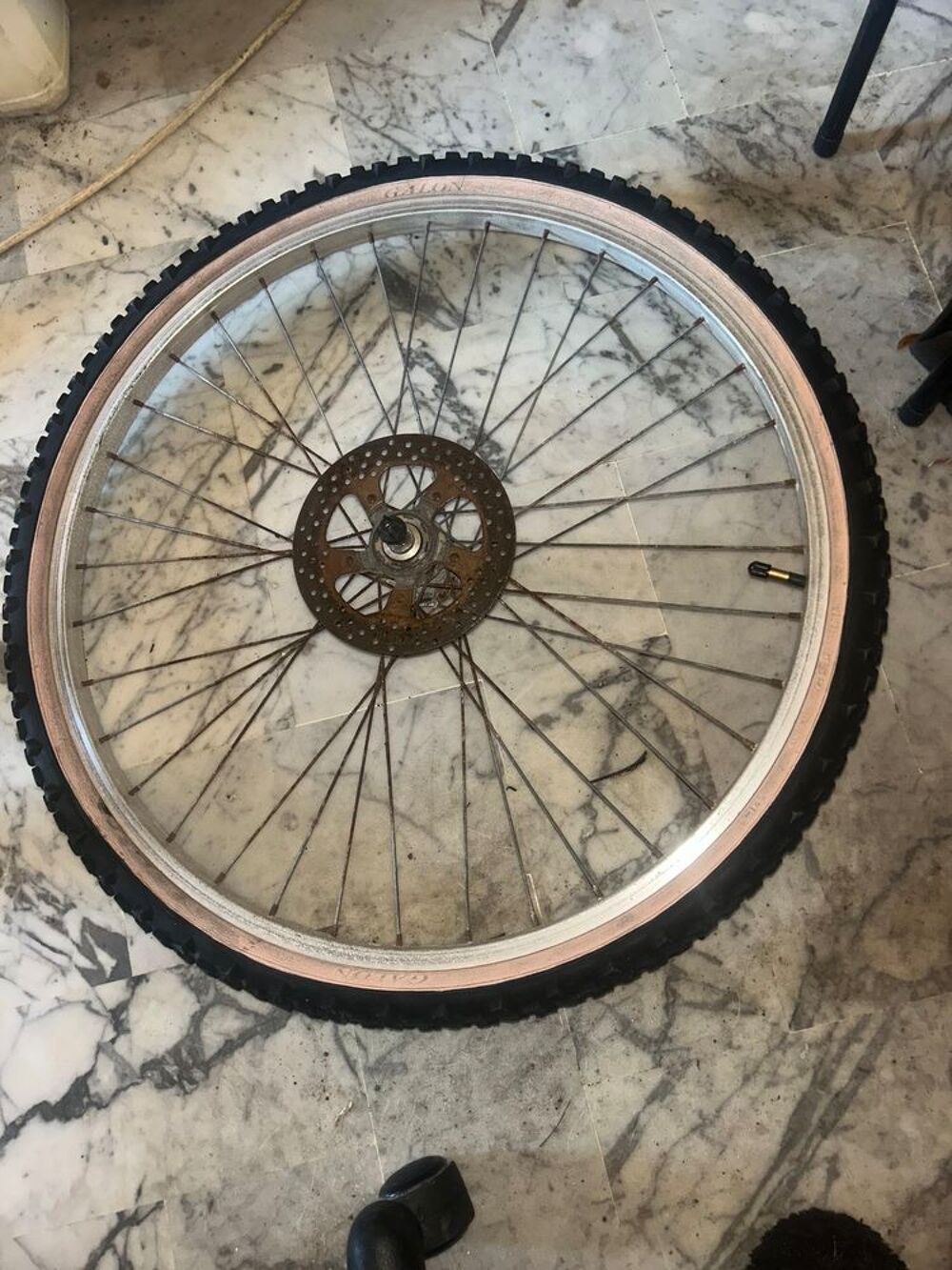 cette roue avant VTT 26 ' de marque Canyon, Vélos