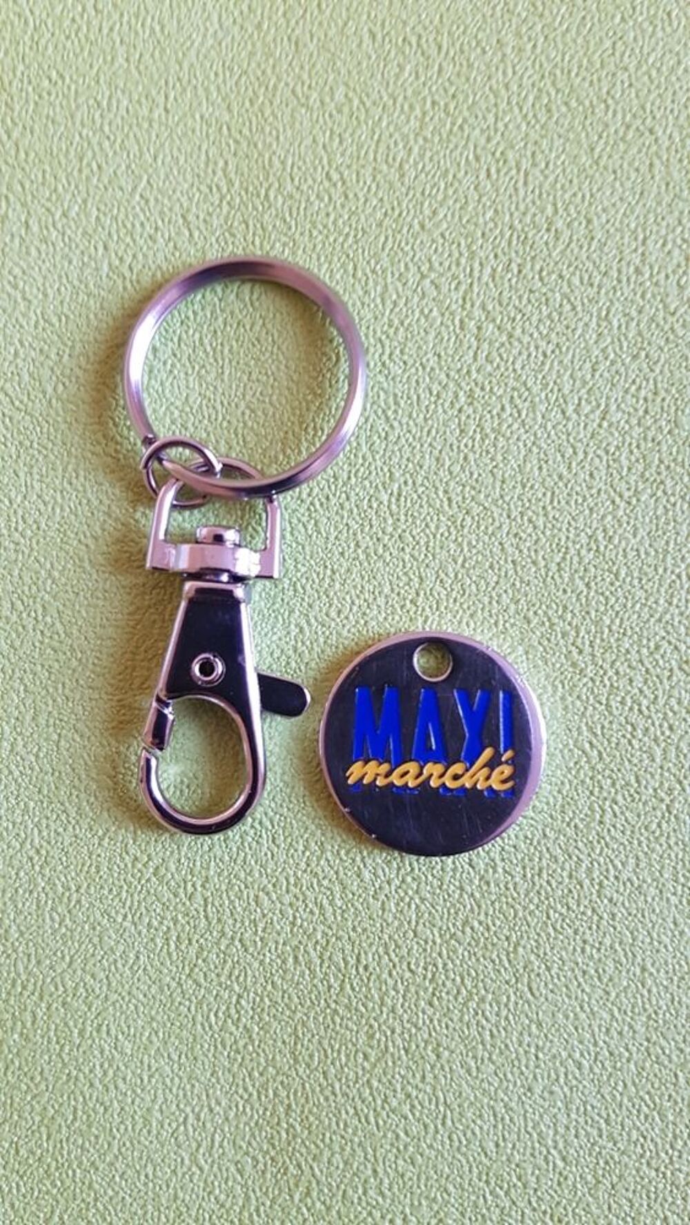 PORTE - CL&Eacute; MAX - MARCH&Eacute; 