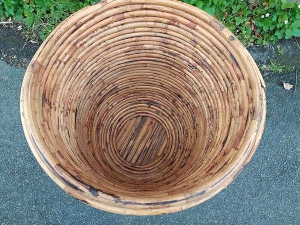 Grand Panier Corbeille Rotin Vintage
Meubles