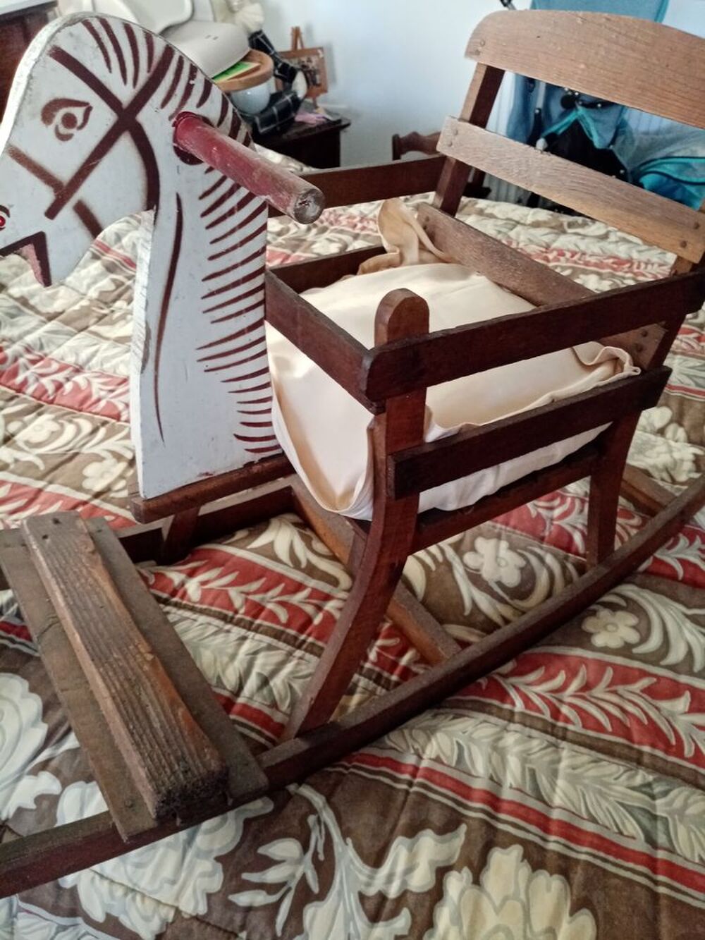 Cheval &agrave; bascule , ann&eacute;es 50 Mobilier enfants