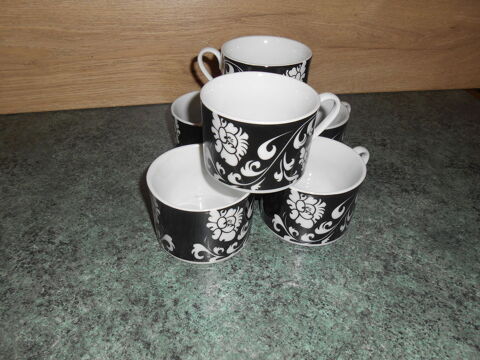 LOT DE 6 TASSES 5 Danizy (02)
